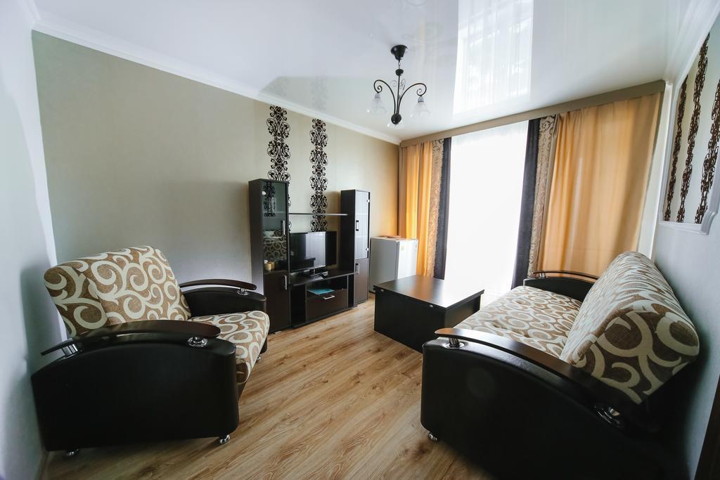 Sary Arka Hotel Pavlodar Buitenkant foto