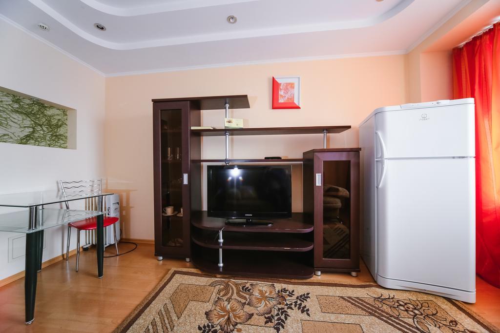 Sary Arka Hotel Pavlodar Buitenkant foto