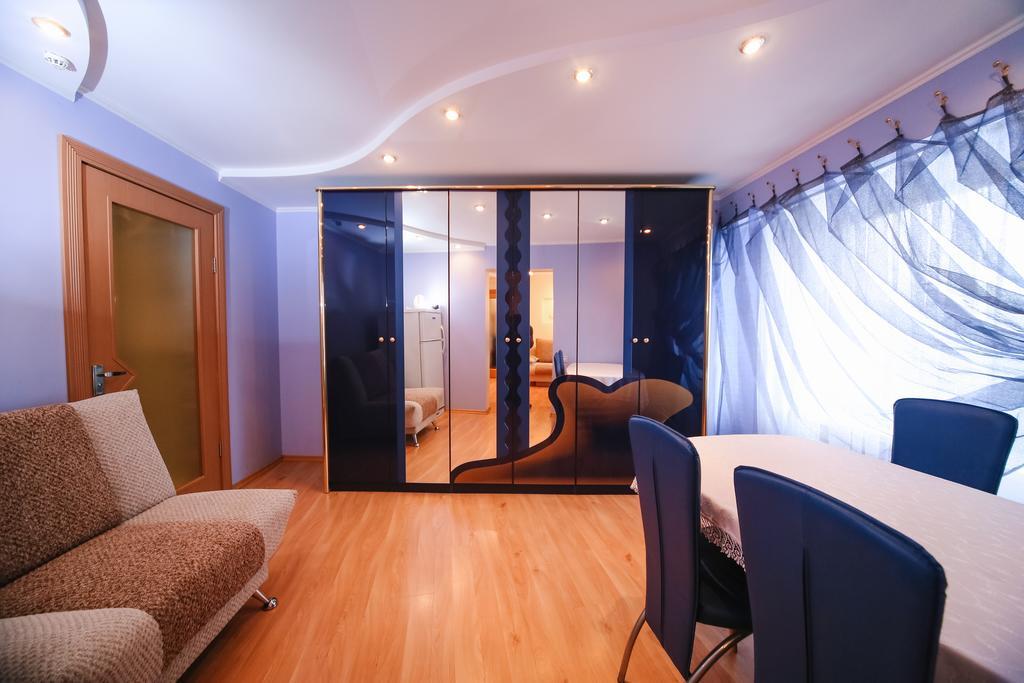 Sary Arka Hotel Pavlodar Buitenkant foto