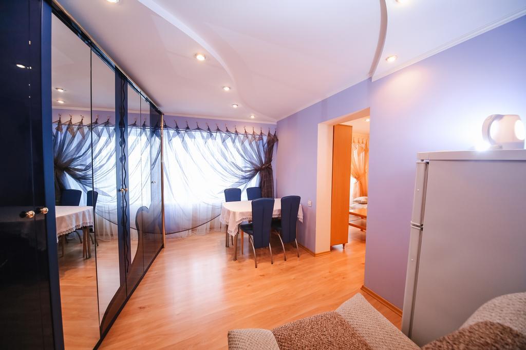 Sary Arka Hotel Pavlodar Buitenkant foto