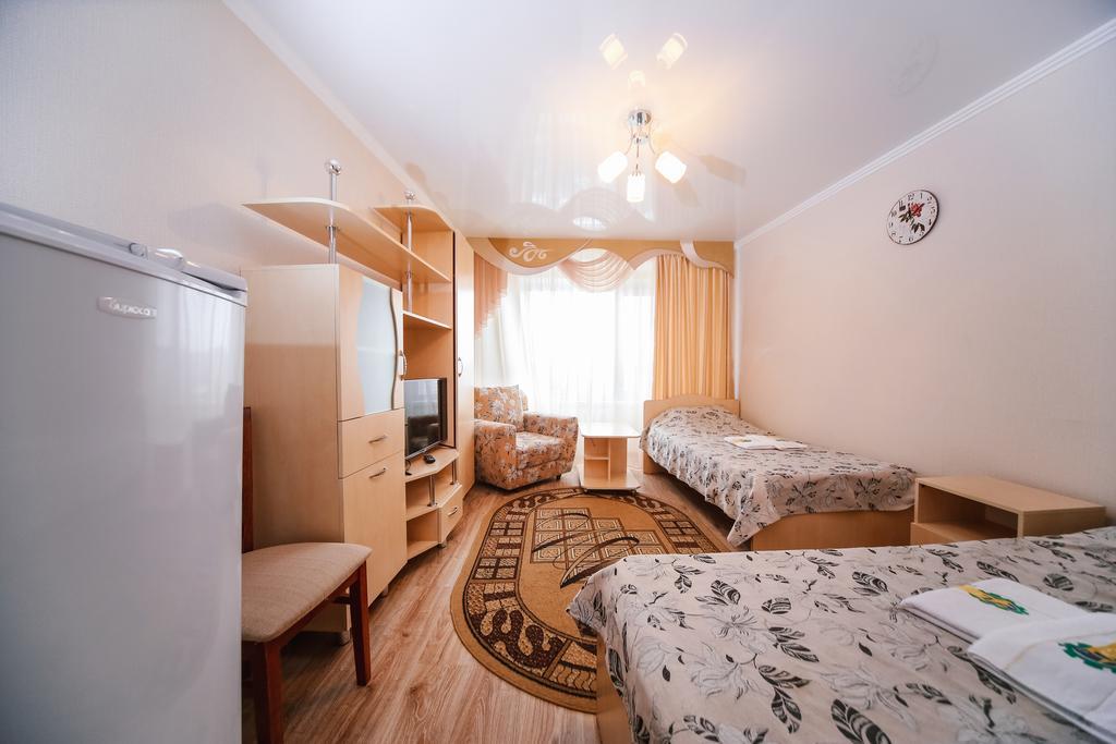 Sary Arka Hotel Pavlodar Buitenkant foto