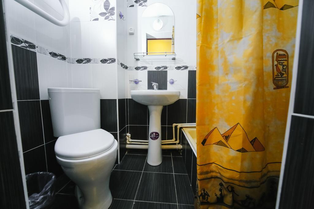 Sary Arka Hotel Pavlodar Buitenkant foto
