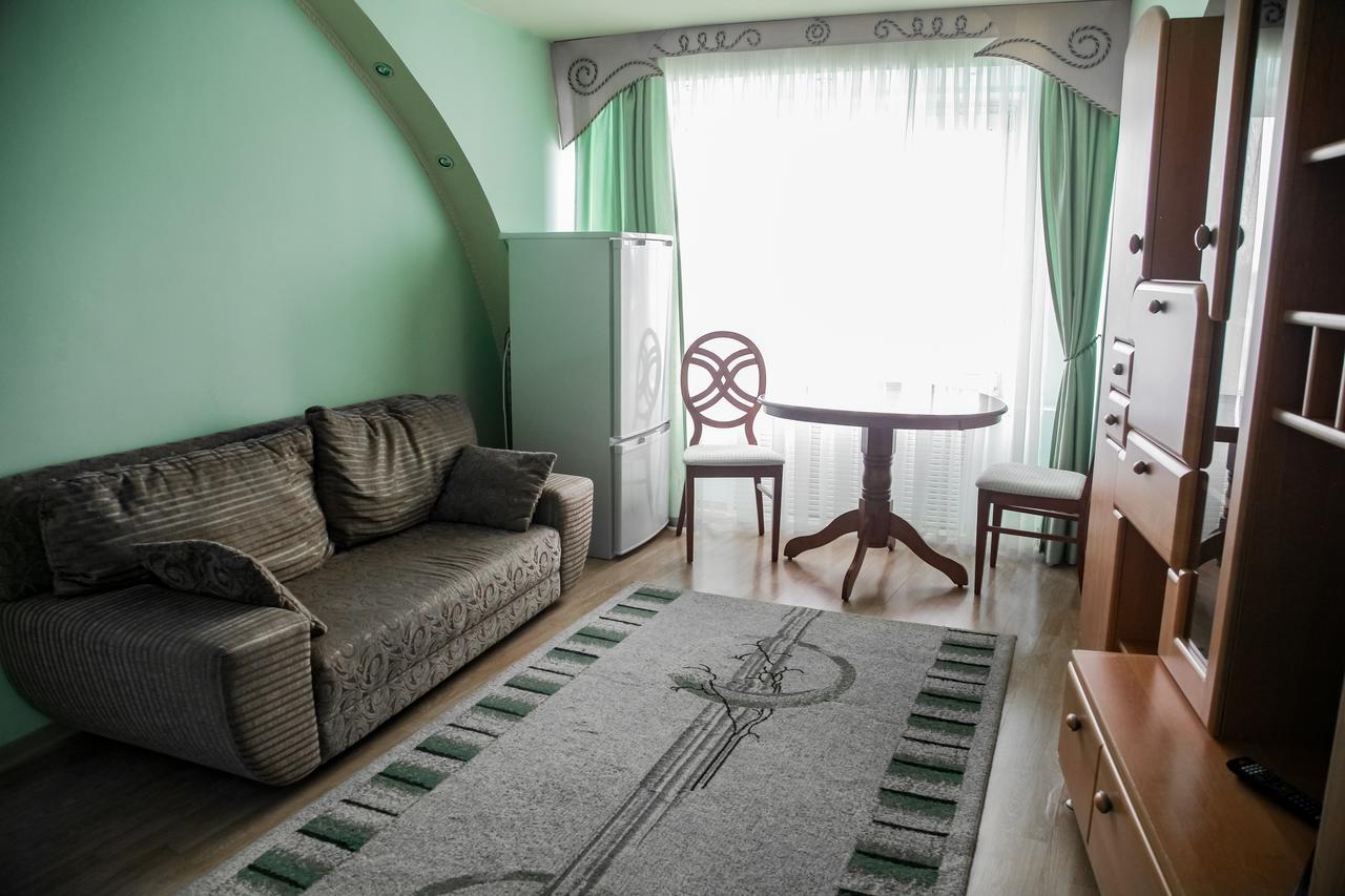 Sary Arka Hotel Pavlodar Buitenkant foto
